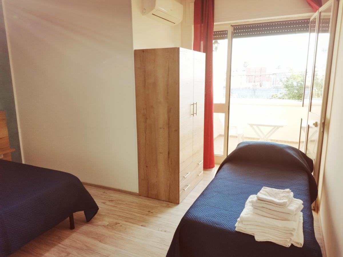 Via Alessandria Hotel Racale Exterior photo